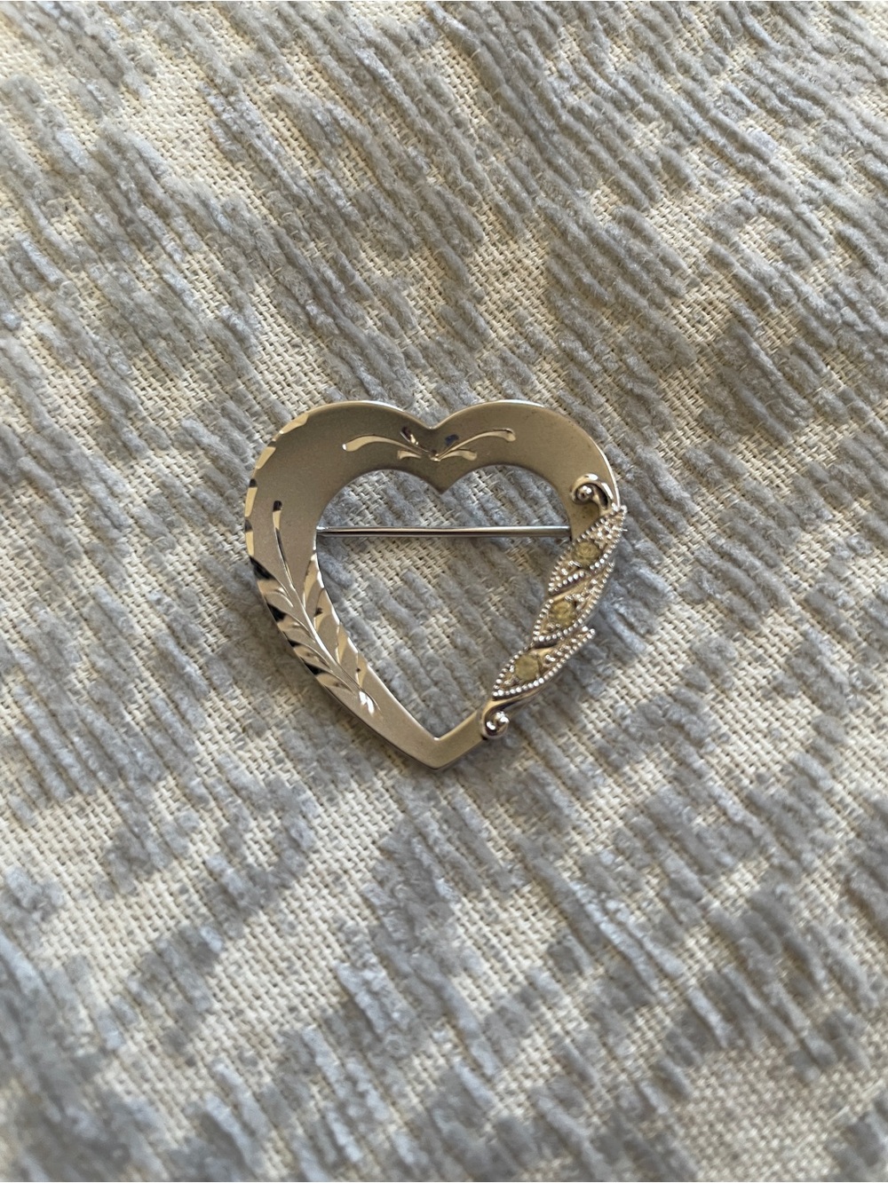 Vintage Heart-Shaped sterling Silver Brooch Pin - Elegant Women's Jewelry